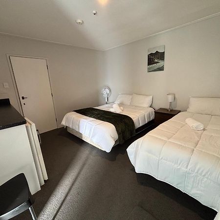 Leopard Hotel Waipukurau Kültér fotó