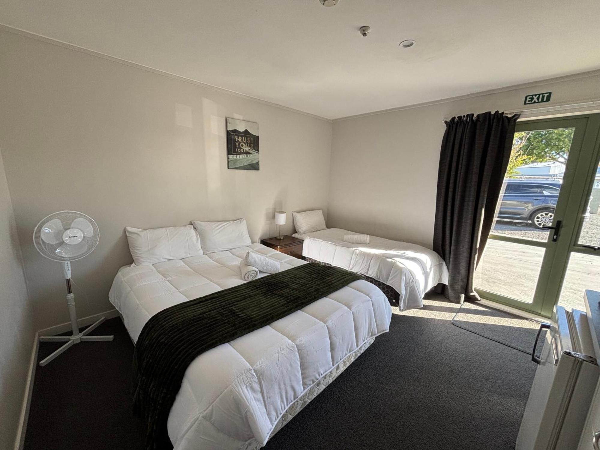Leopard Hotel Waipukurau Kültér fotó